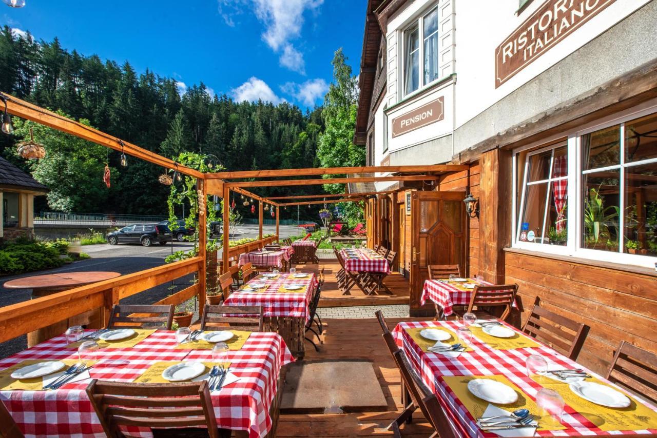 Penzion Sofinata & Pizzeria Špindlerŭv Mlýn Kültér fotó