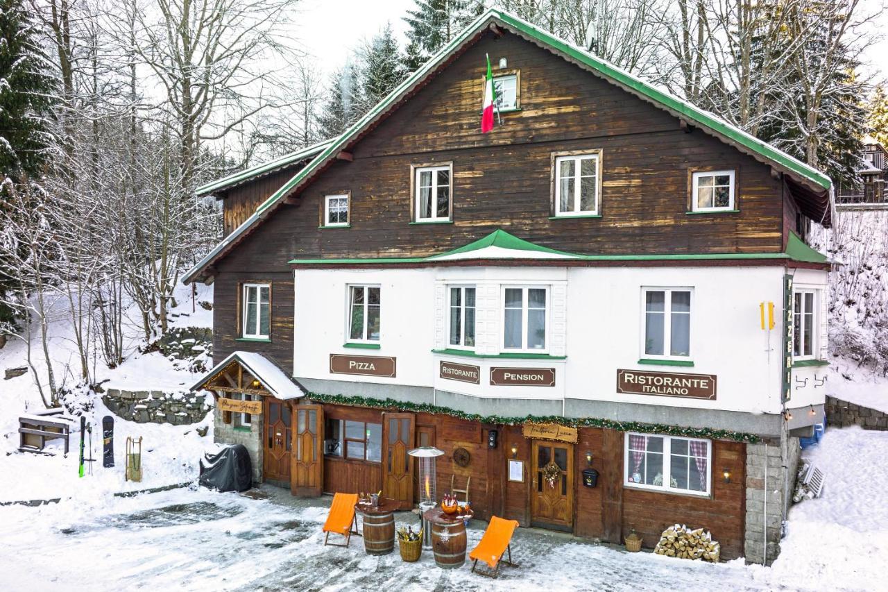 Penzion Sofinata & Pizzeria Špindlerŭv Mlýn Kültér fotó